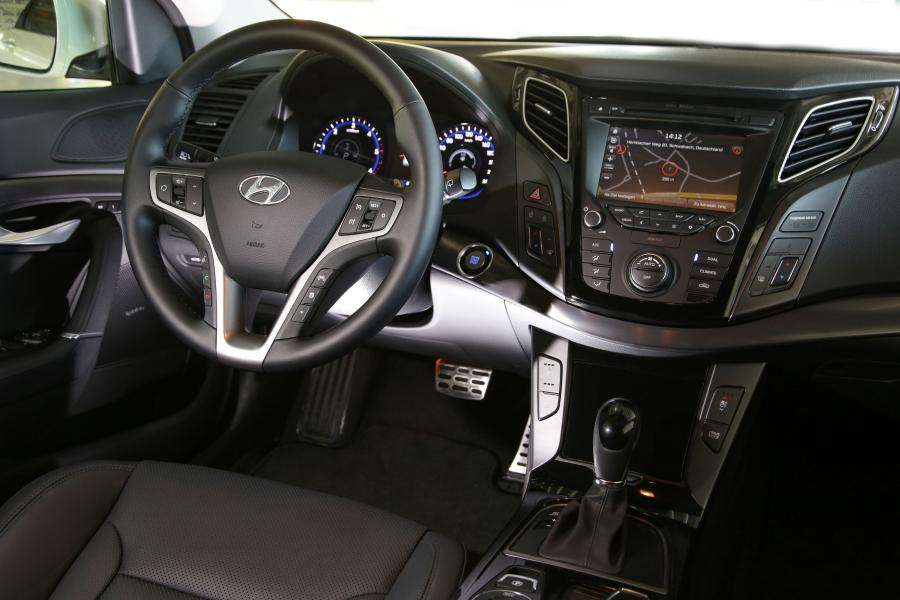  Hyundai i40 Wagon 2015 года  (фото 29 из 30)